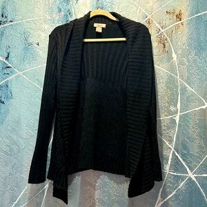 Fresh size L black cardigan